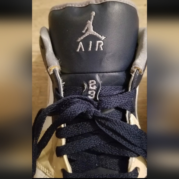 Air Jordan 1  Phat Low “Georgetown Hoyas” Shoes for Men, Size US 11 - Picture 8 of 9